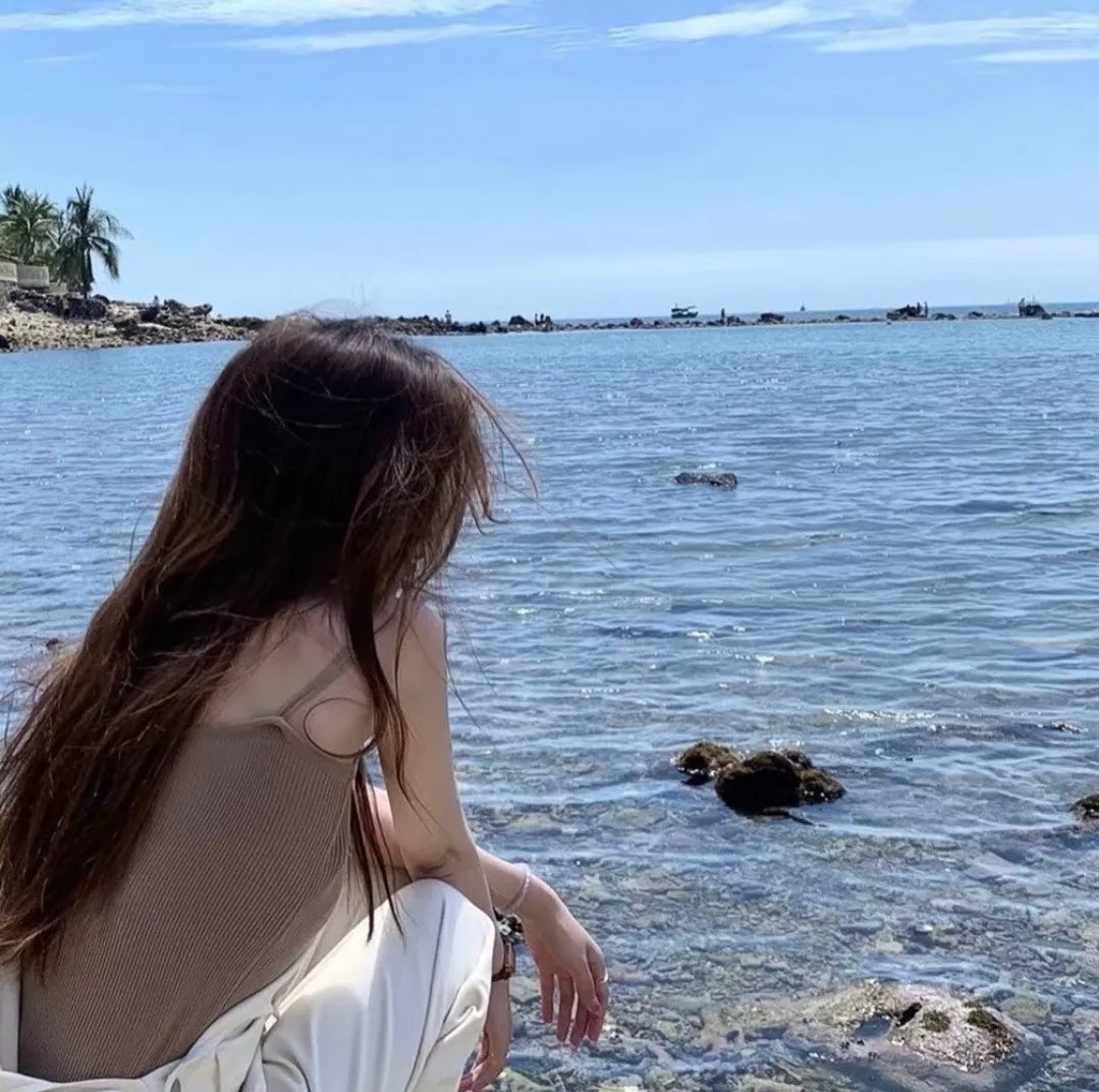 然后,她找到了我